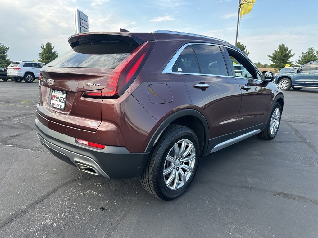 Used 2023 Cadillac XT4 Premium Luxury w/ Cold Weather Package image 10