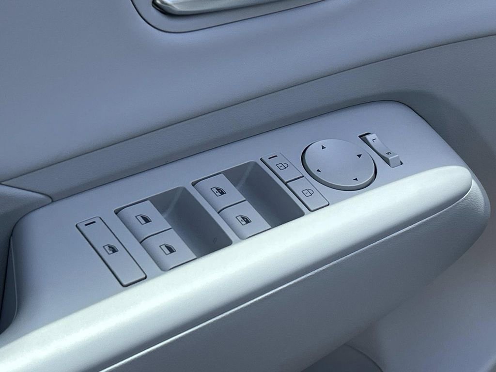 New 2026 Hyundai Kona SEL Premium FWD image 16