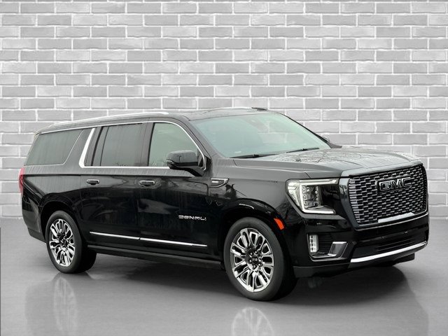 Certified 2024 GMC Yukon XL Denali Ultimate image 9