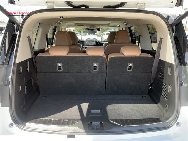 Used 2025 INFINITI QX80 Sensory image 30