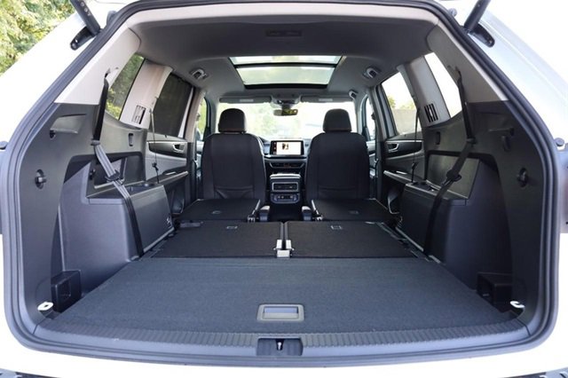New 2026 Volkswagen Atlas Peak Edition image 7