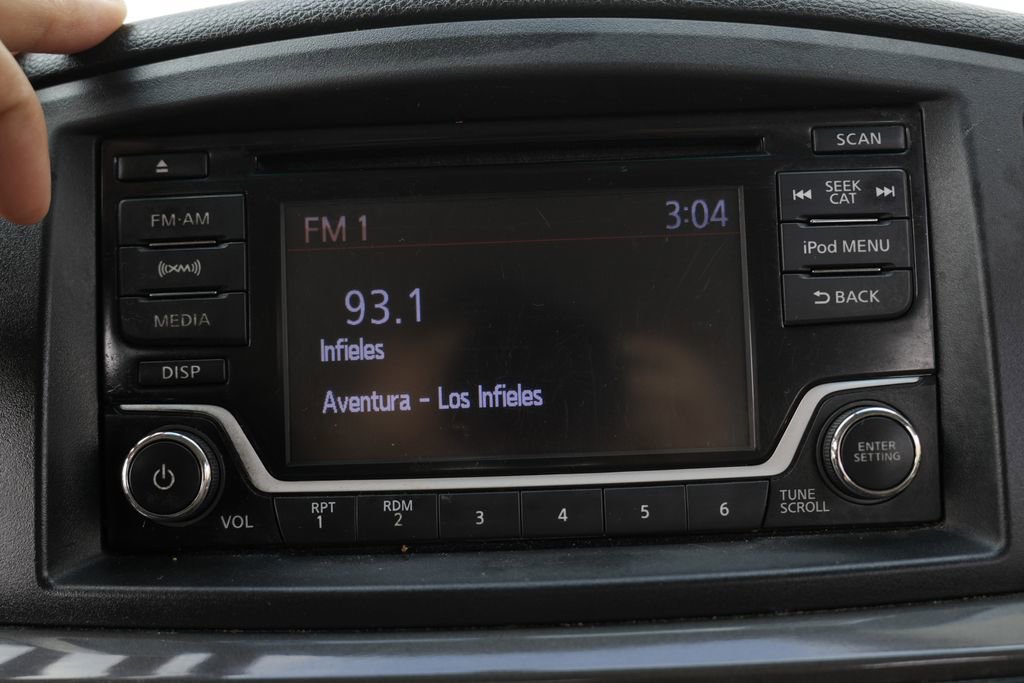 Used 2016 Nissan Quest SV FWD image 48