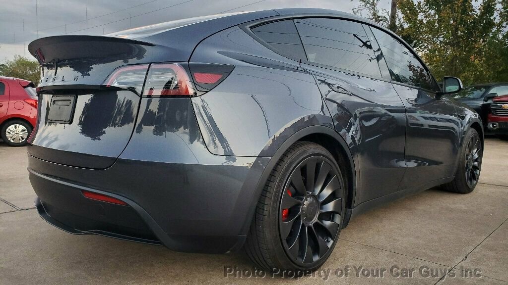 Used 2023 Tesla Model Y Performance image 16