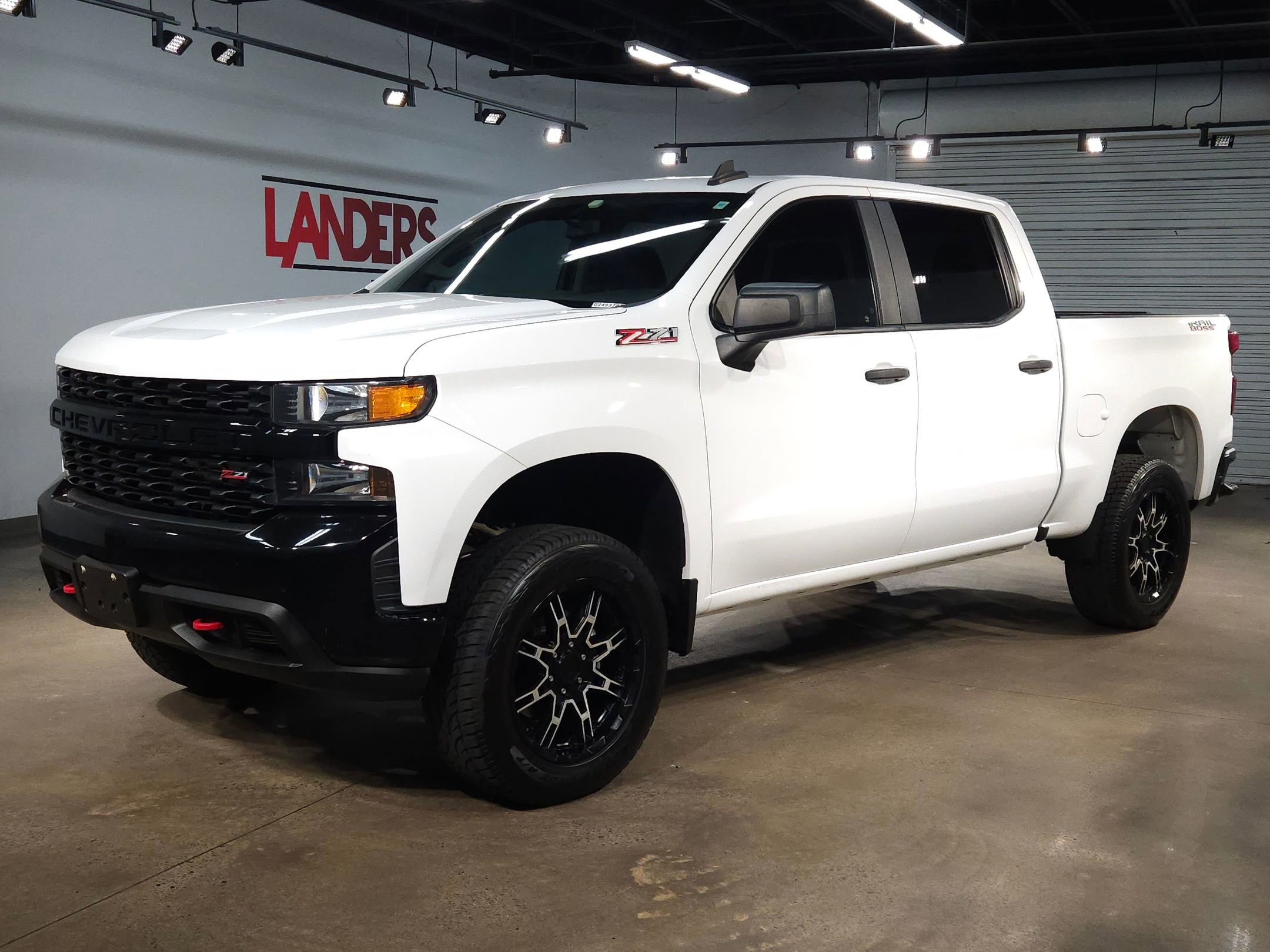 Used 2021 Chevrolet Silverado 1500 Custom Trail Boss image 3