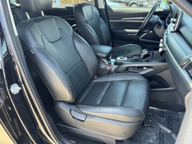 Used 2020 Kia Telluride LX AWD/4WD image 11