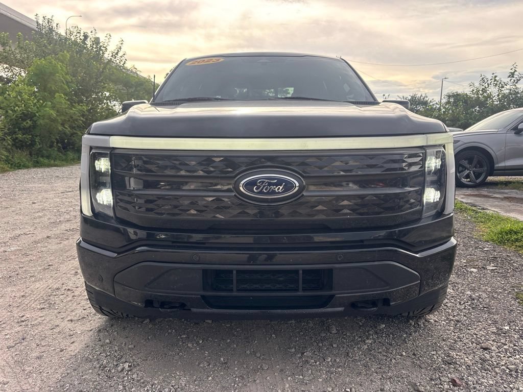 Used 2023 Ford F150 Lightning Lariat AWD/4WD image 8