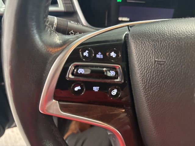 Used 2016 Cadillac SRX Luxury w/ Driver Awareness Package image 8