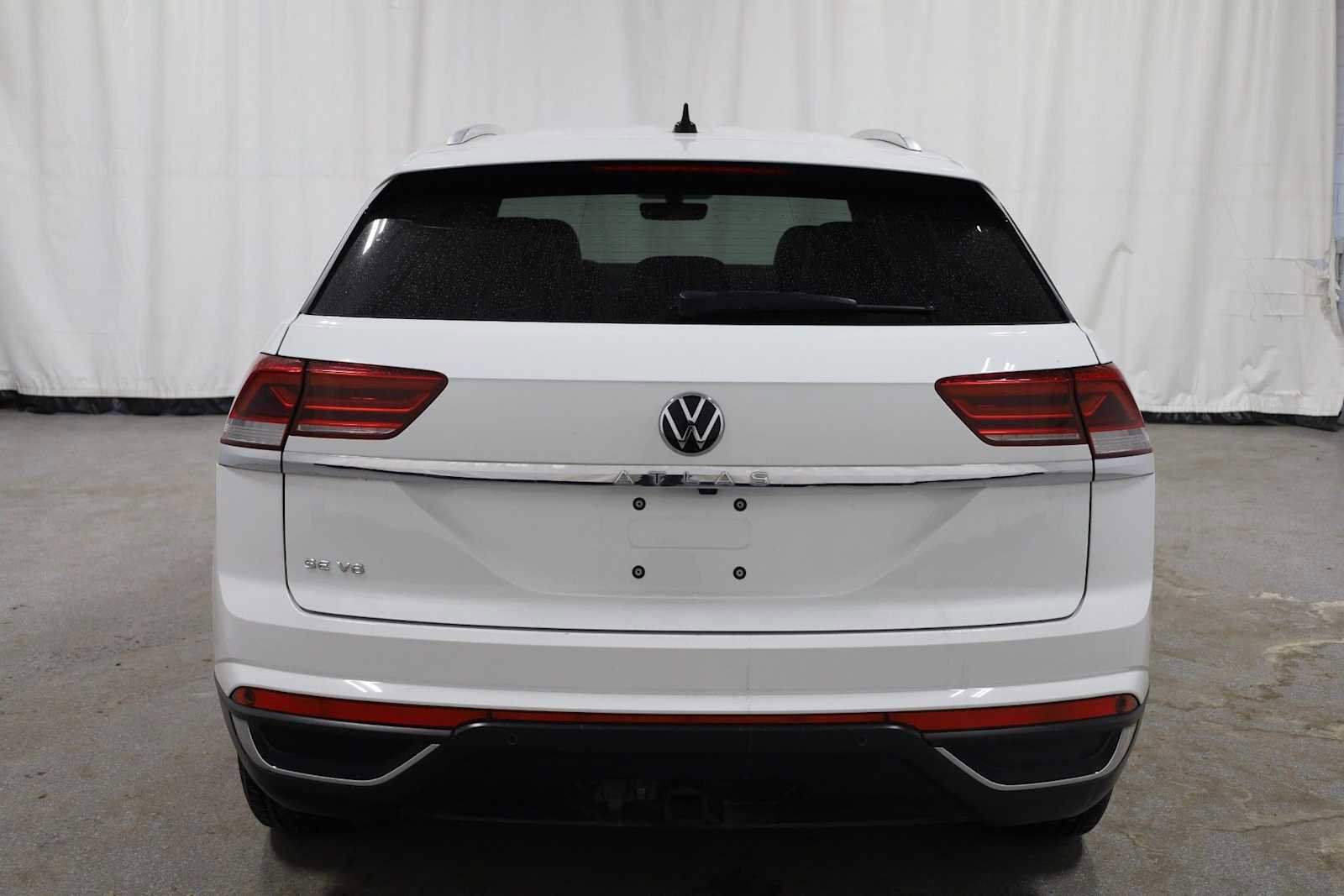 Used 2023 Volkswagen Atlas Cross Sport SE image 7