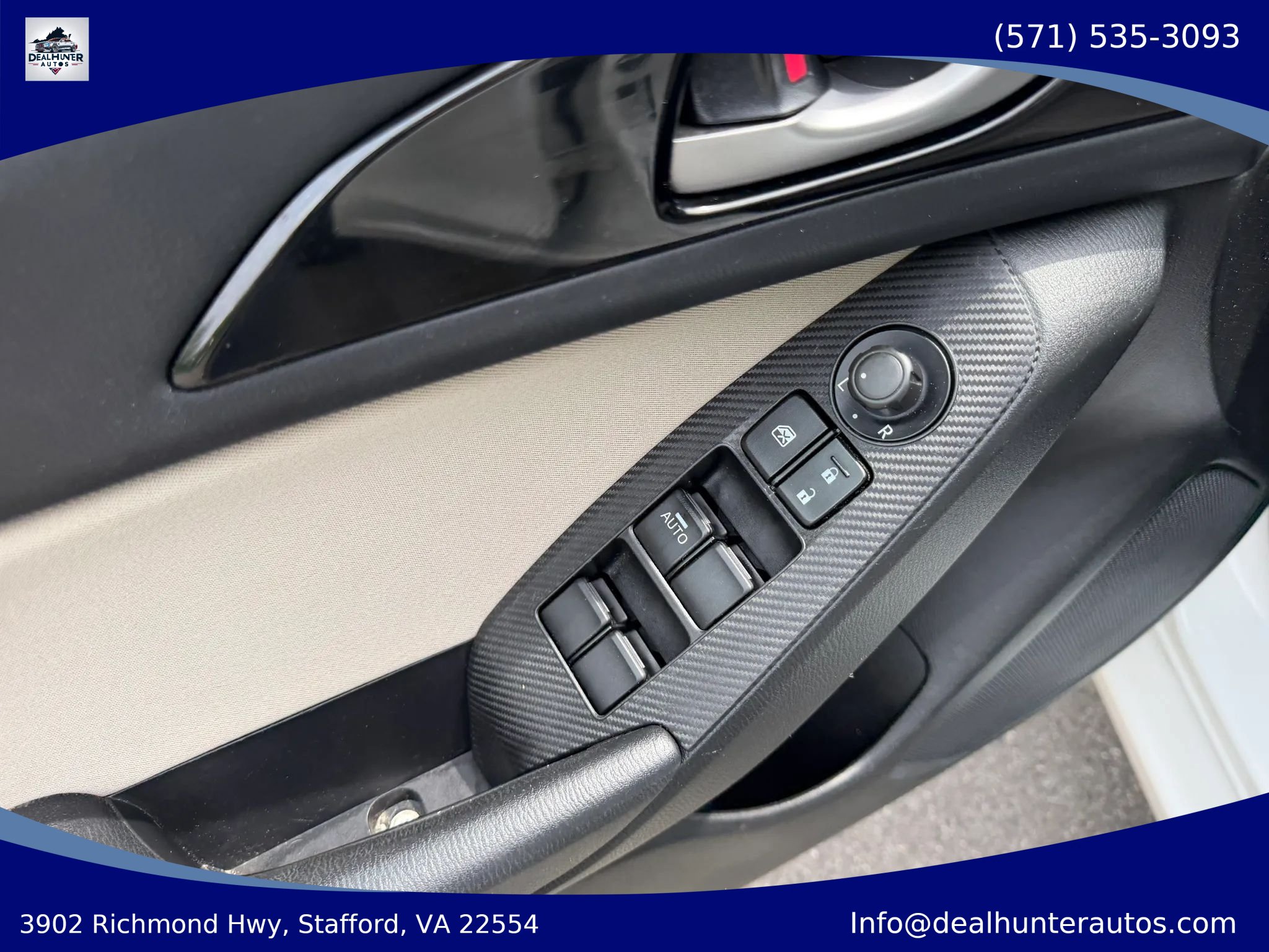 Used 2014 MAZDA MAZDA3 i Sport FWD image 18