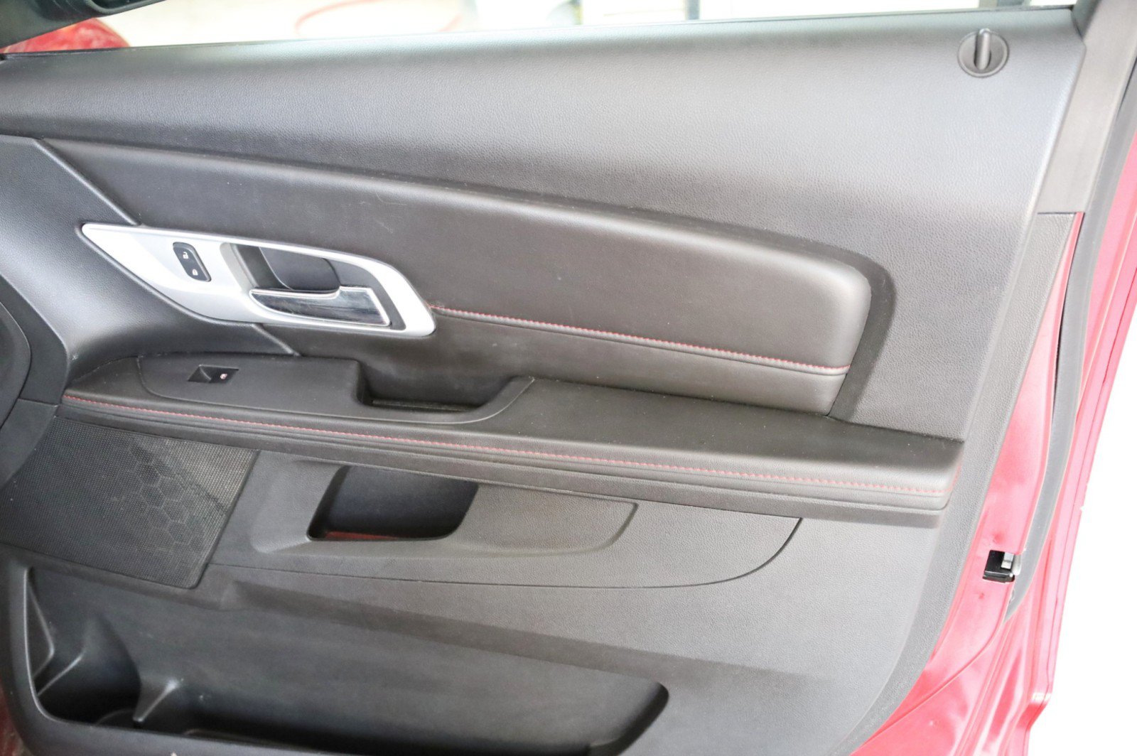 Used 2014 GMC Terrain SLE FWD image 34