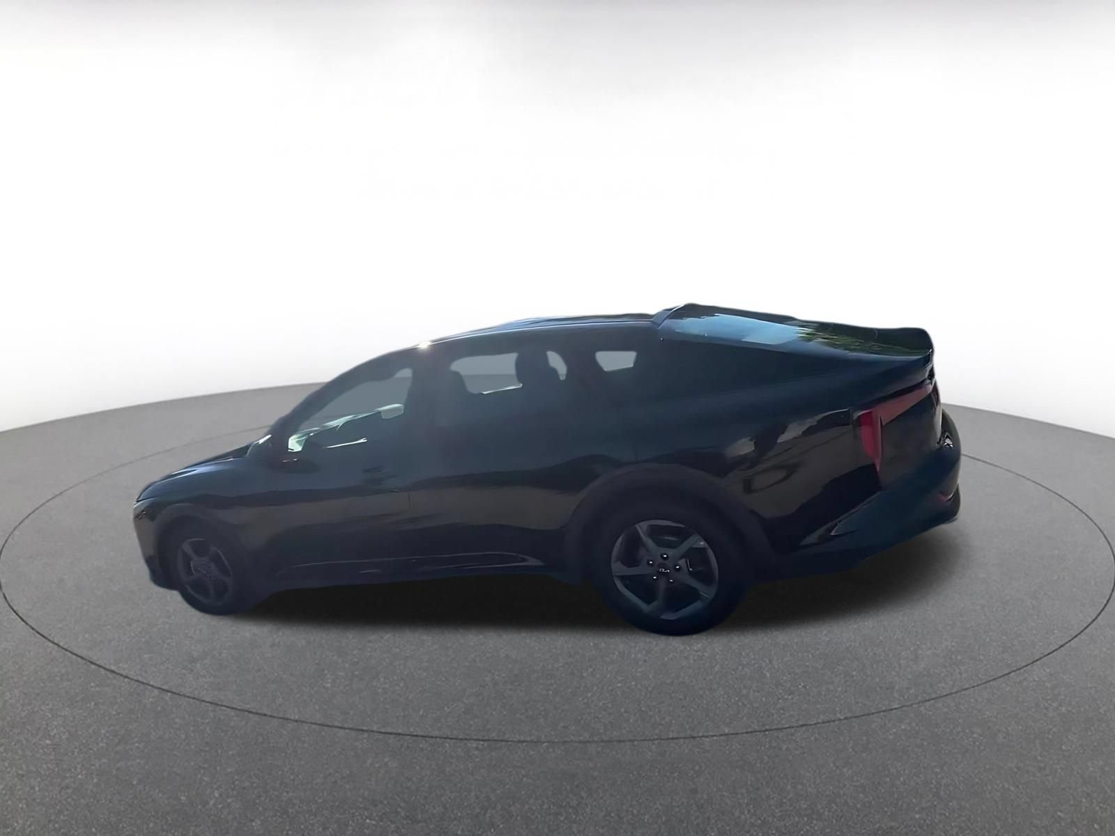 Used 2025 Kia K4 FWD image 10