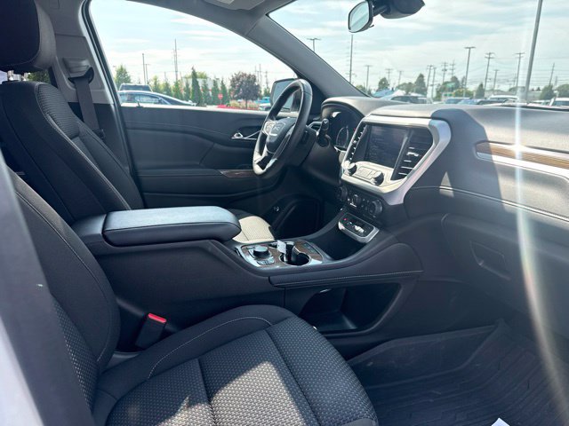 Used 2023 GMC Acadia SLE w/ Driver Convenience Package FWD image 27