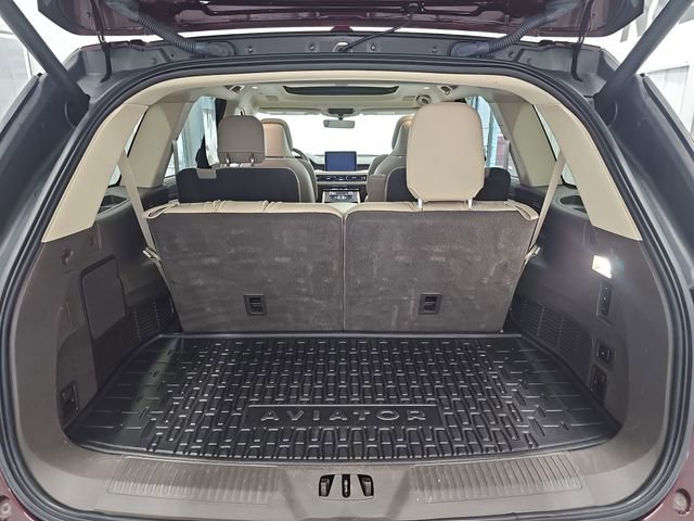 Used 2020 Lincoln Aviator Reserve w/ Equipment Group 202A AWD/4WD image 22