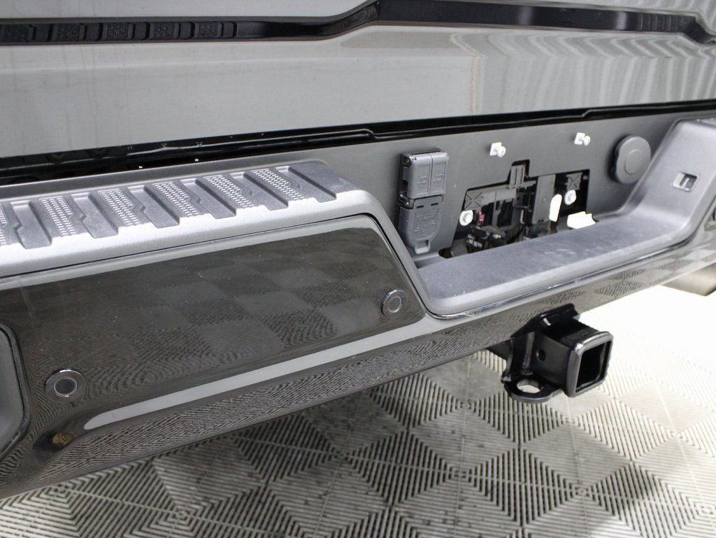 Used 2024 GMC Sierra 2500 Denali w/ Technology Package image 50