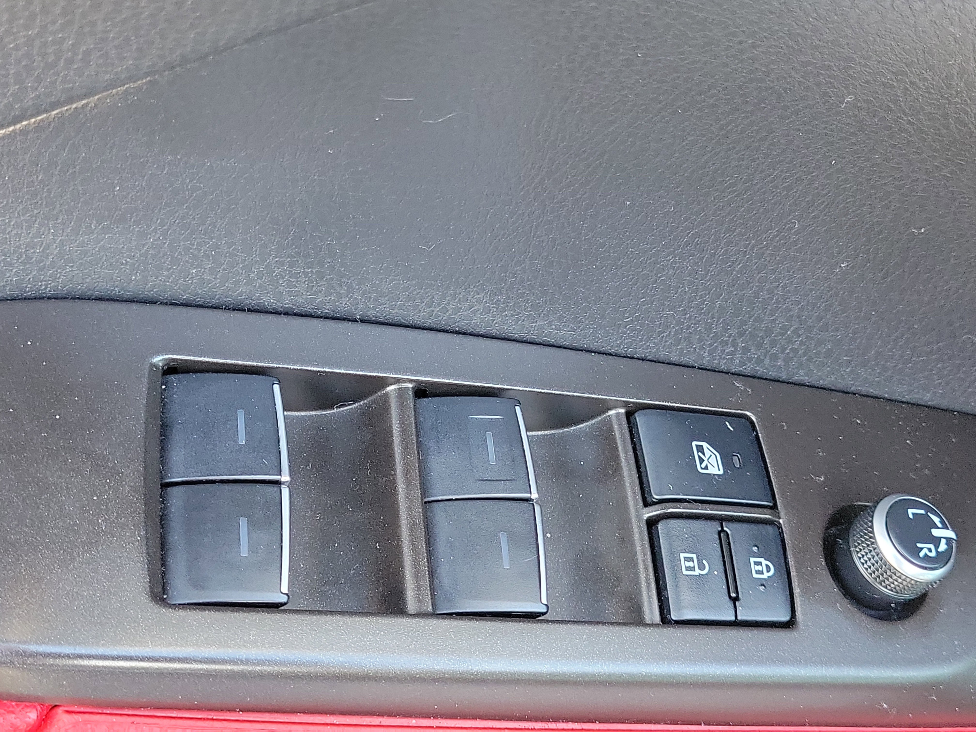 Used 2022 Toyota Camry XSE image 14