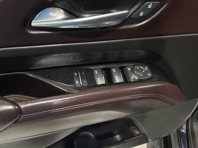 Used 2022 Cadillac Escalade ESV Premium Luxury Platinum image 15