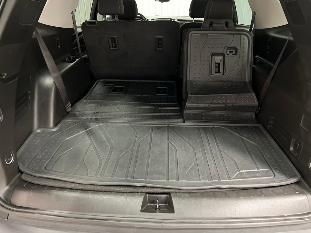 Used 2019 Chevrolet Traverse LS w/ LPO, Floor Liner Package image 20