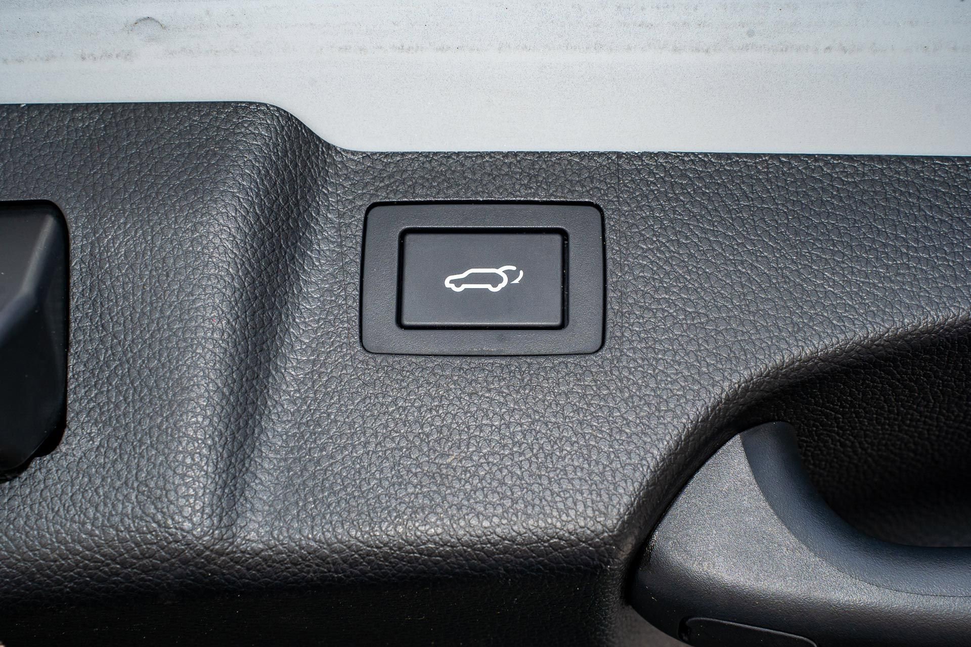 Used 2018 Hyundai Santa Fe Sport image 10