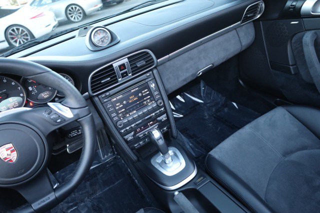 Used 2011 Porsche 911 Carrera GTS RWD image 32