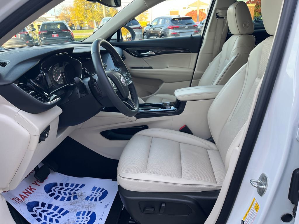 Used 2022 Buick Envision Essence w/ Safety Package image 11