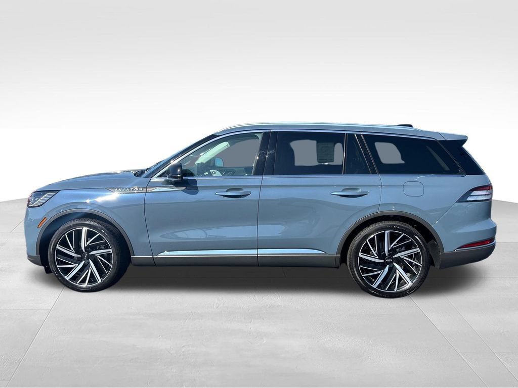 New 2026 Lincoln Aviator Reserve AWD/4WD image 2
