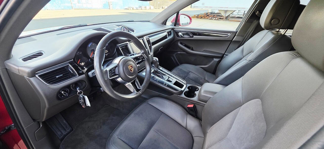 Used 2016 Porsche Macan S image 13