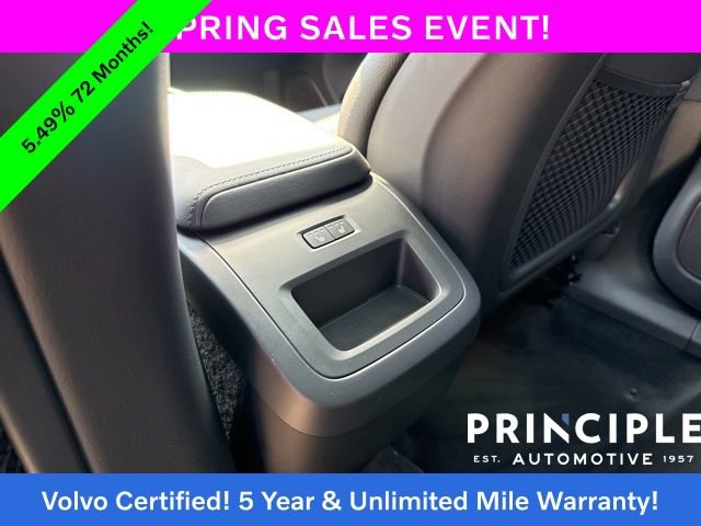 Certified 2025 Volvo XC60 B5 Plus image 36