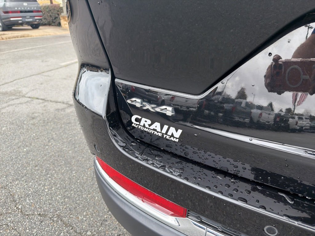 Used 2023 Jeep Grand Cherokee Limited image 6