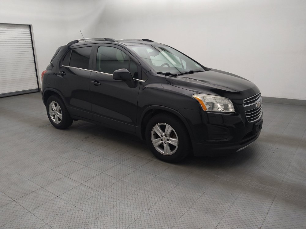 Used 2015 Chevrolet Trax LT w/ LT Sun and Sound Package FWD image 11