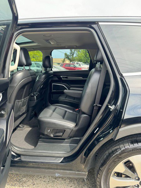 Used 2021 Kia Telluride S image 17