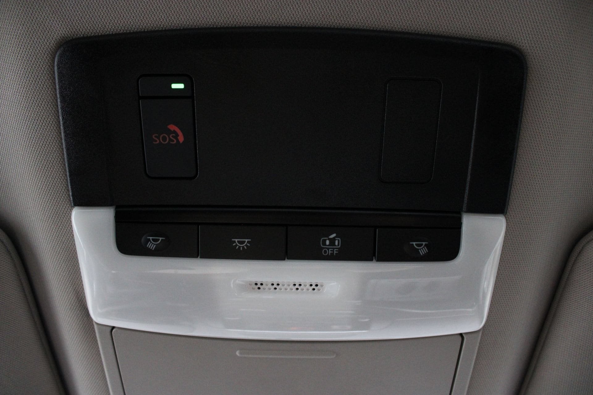 Used 2025 Nissan Altima 2.5 SV FWD image 19