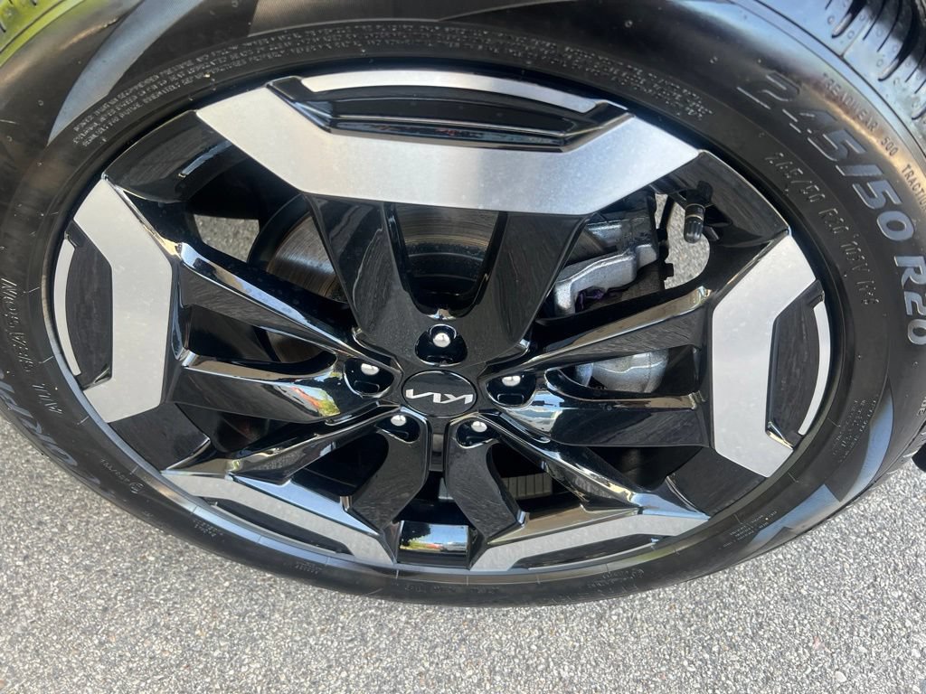 Certified 2025 Kia Telluride EX w/ EX Captain's Chair Package AWD/4WD image 43