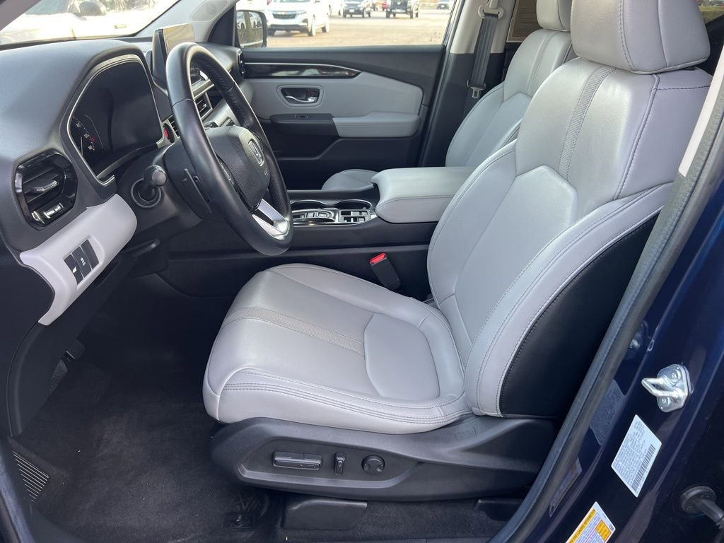 Used 2025 Honda Pilot EX-L image 23