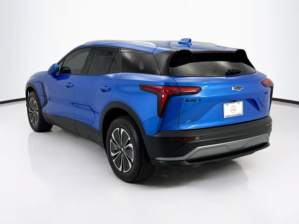Used 2025 Chevrolet Blazer EV LT AWD/4WD image 7