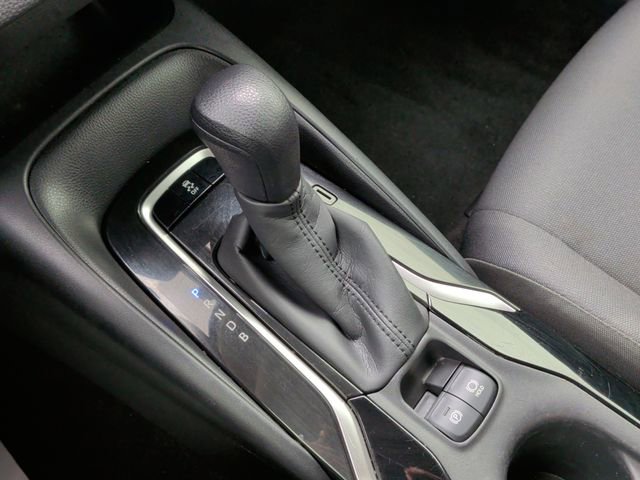 Used 2020 Toyota Corolla LE FWD image 23