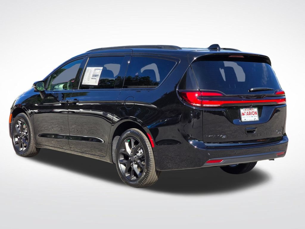 New 2027 Chrysler Pacifica Limited w/ S Appearance Package AWD/4WD image 18