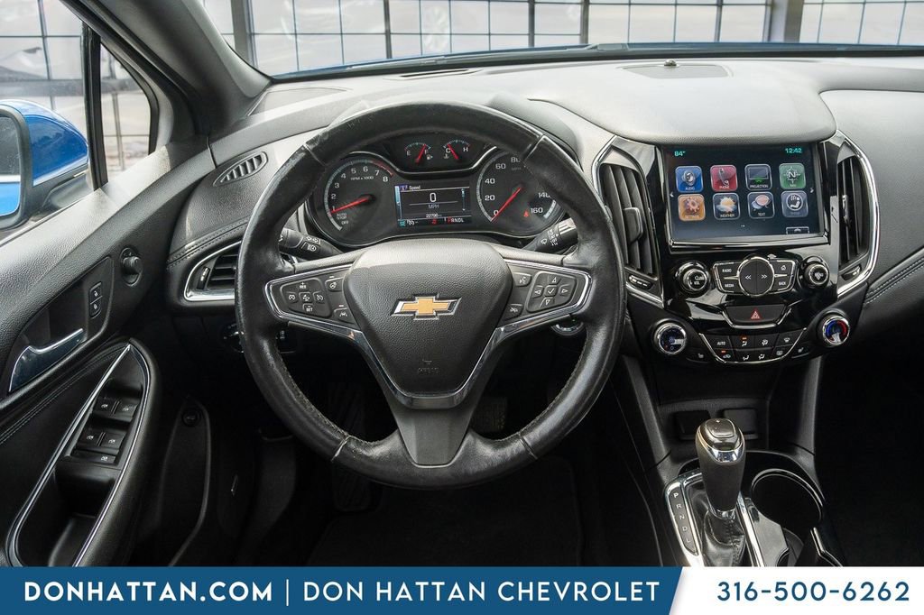 Used 2017 Chevrolet Cruze Premier FWD image 6