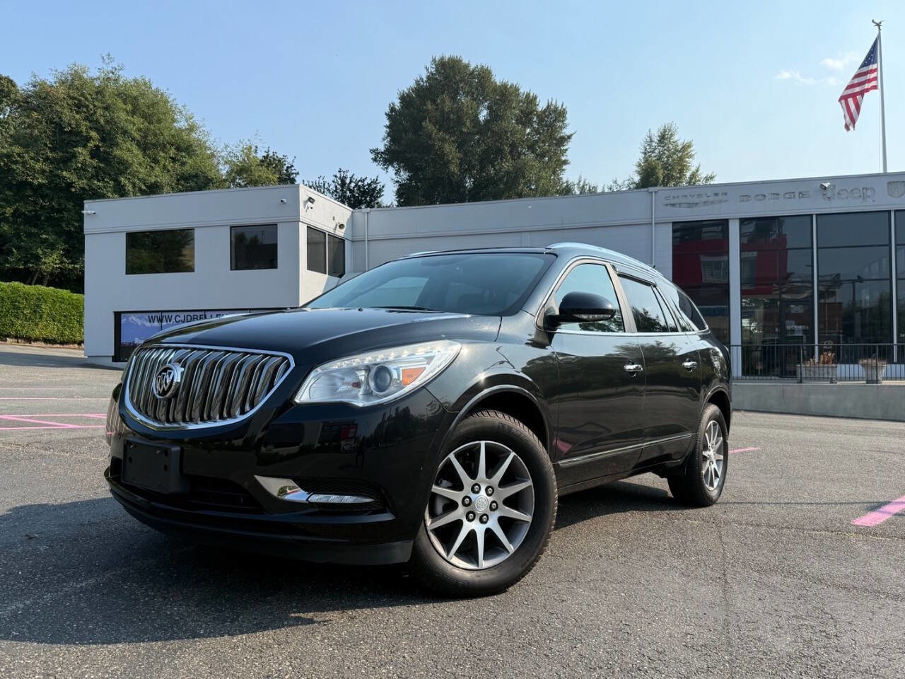 Used 2013 Buick Enclave Leather image 1