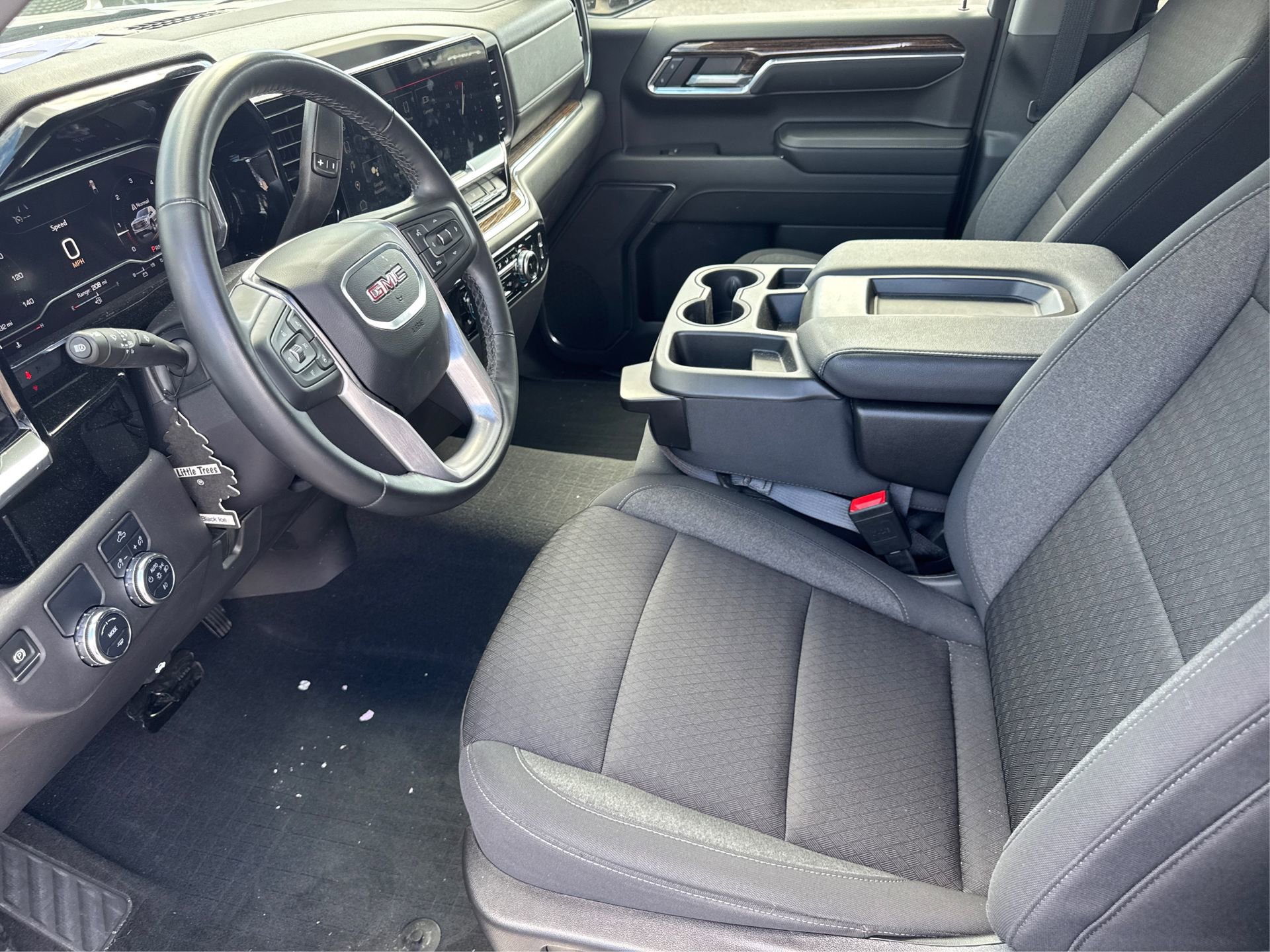 Used 2024 GMC Sierra 1500 Elevation image 11