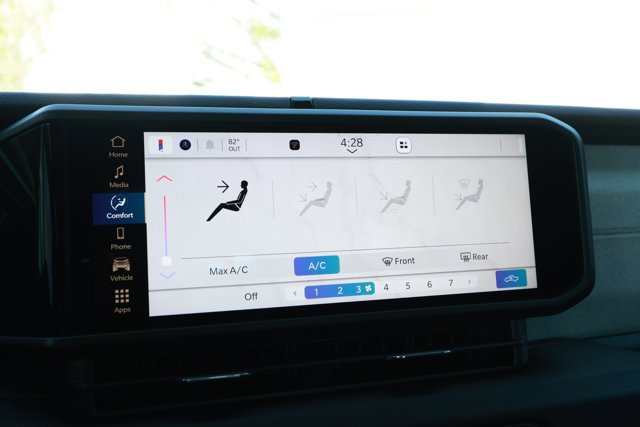 New 2026 Jeep Gladiator Sport image 16