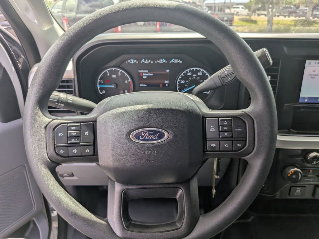 Certified 2025 Ford F350 XL w/ XL Chrome Package AWD/4WD image 28