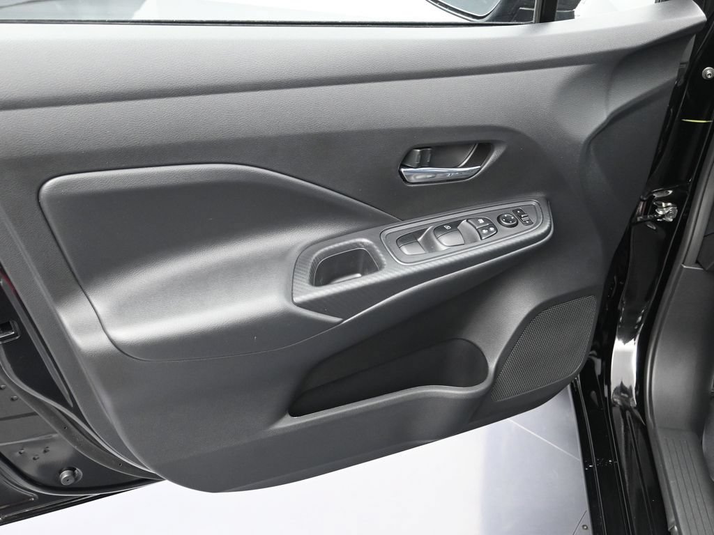 New 2025 Nissan Versa SV w/ Trunk Package FWD image 10