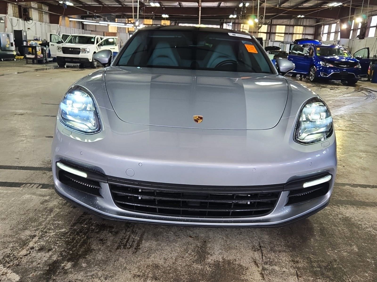 Used 2018 Porsche Panamera 4S AWD/4WD image 2
