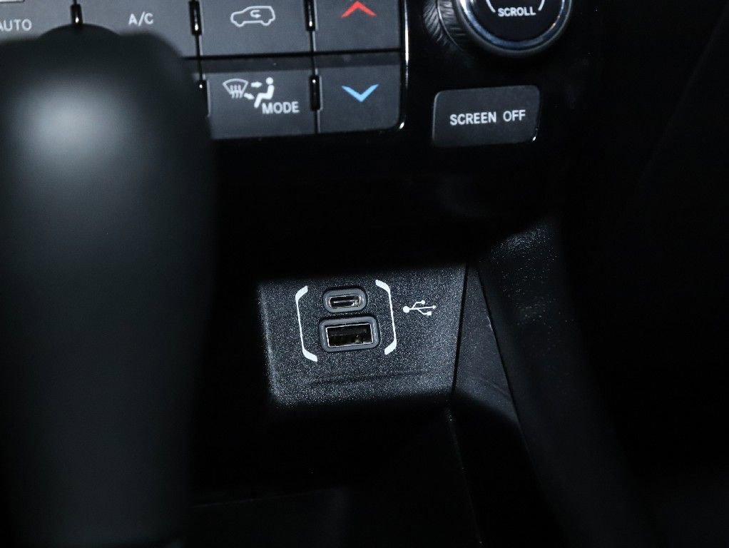 Used 2024 Jeep Compass Limited image 27