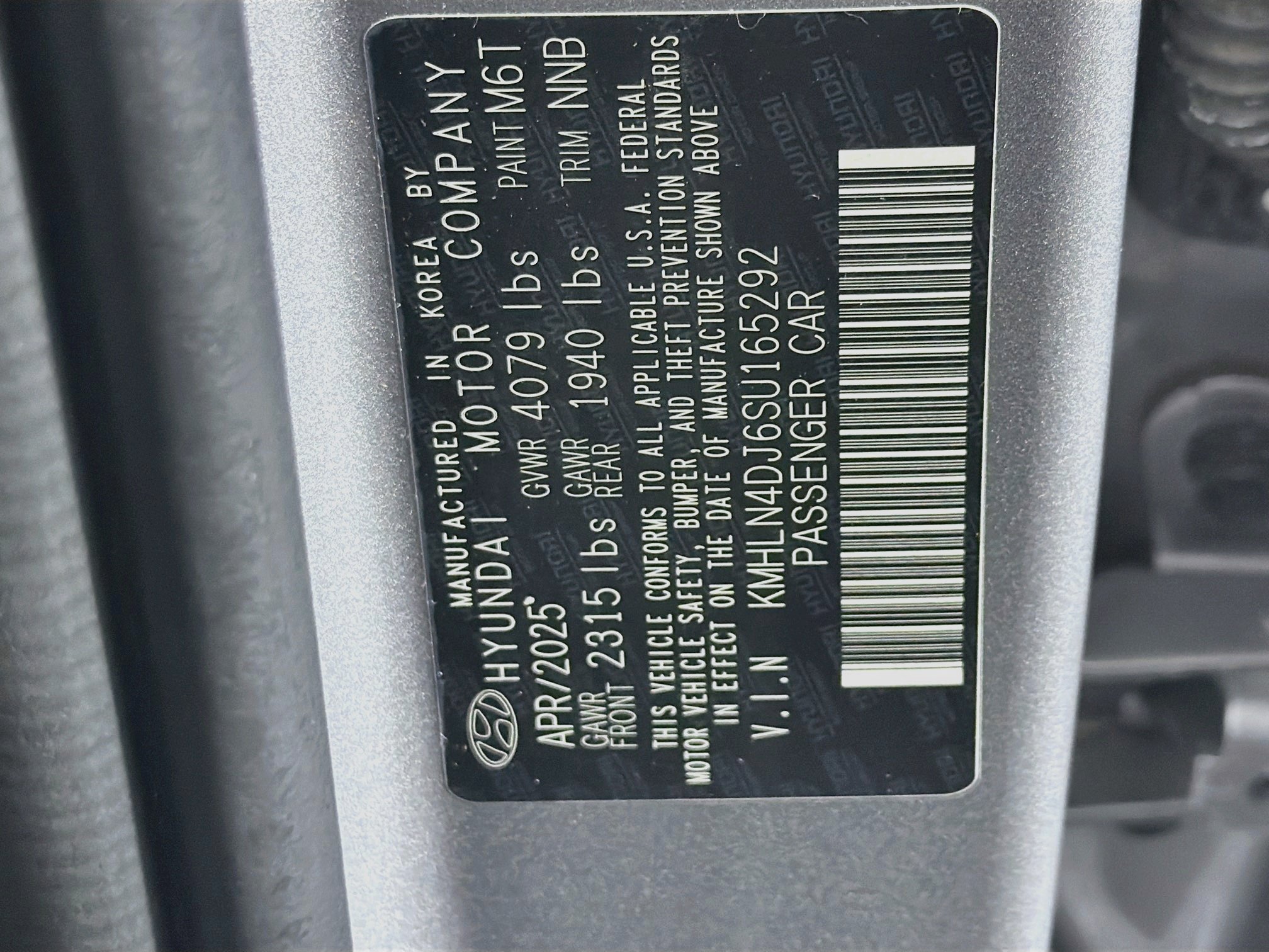Used 2025 Hyundai Elantra Limited FWD image 12