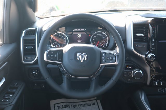 New 2026 RAM 1500 4x4 Crew Cab image 4