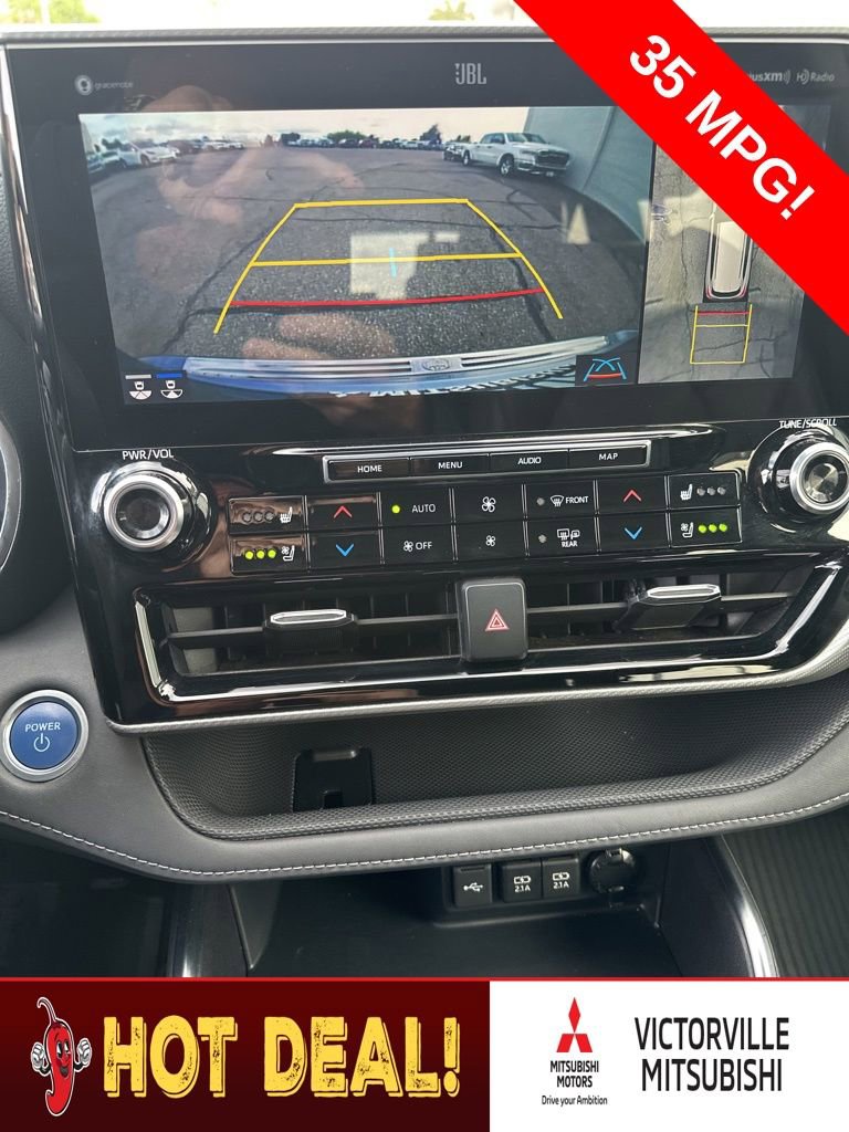 Used 2021 Toyota Highlander Platinum FWD image 32