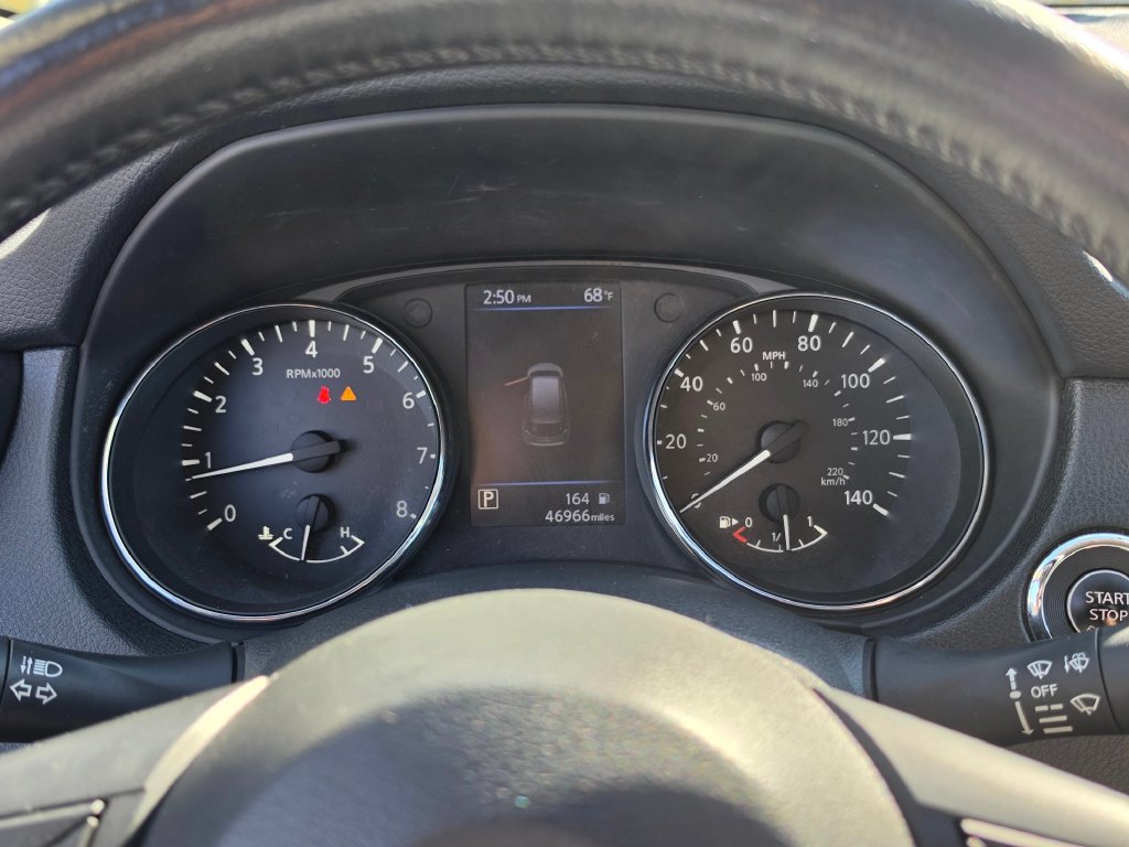 Used 2018 Nissan Rogue SV w/ Premium Package AWD/4WD image 26
