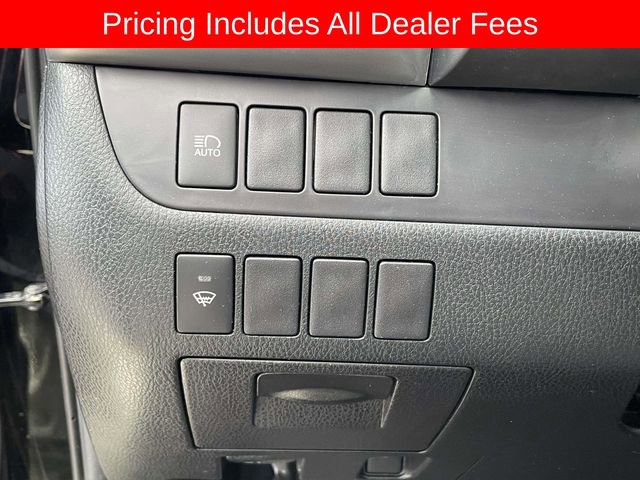 Used 2019 Toyota Highlander LE AWD/4WD image 22