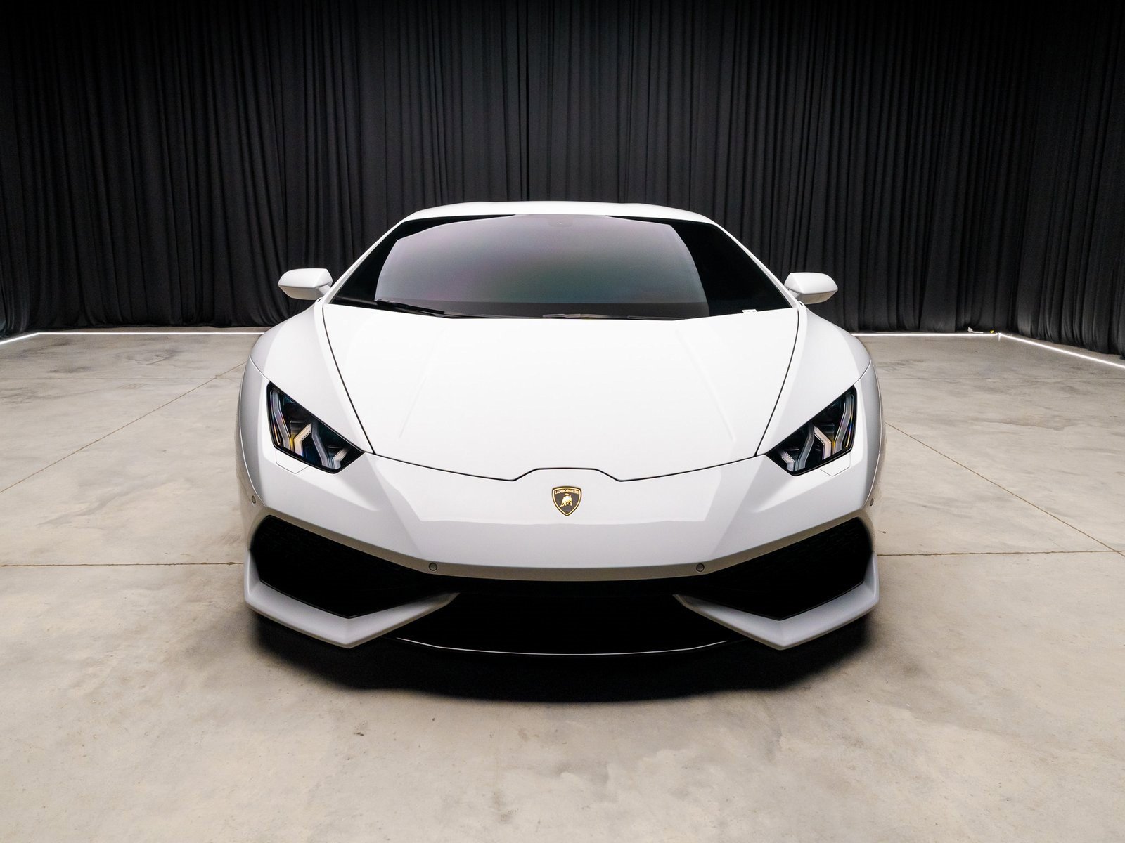 Used 2015 Lamborghini Huracan LP 610-4 image 10